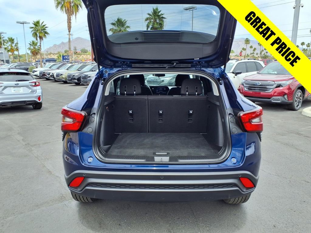 Used 2024 Chevrolet Trax LS w/ LS Convenience Package FWD image 15