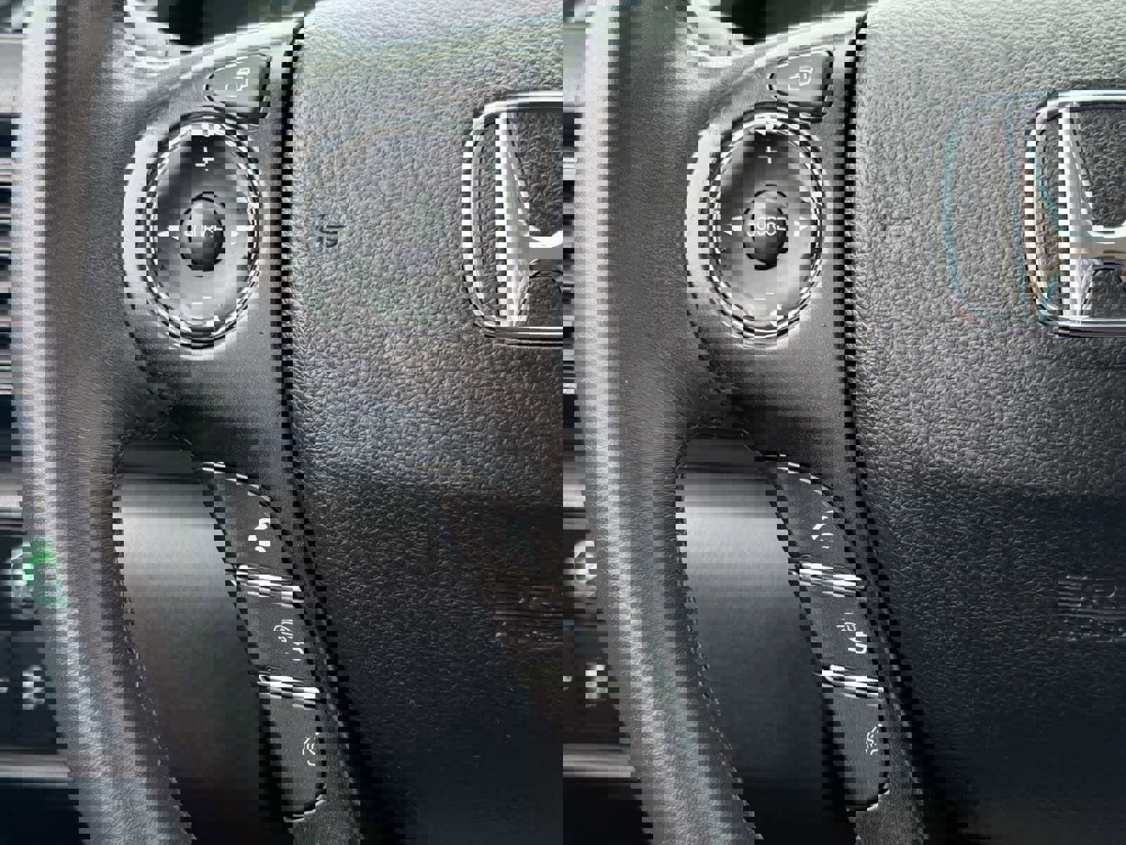 Used 2015 Honda Accord EX-L image 25