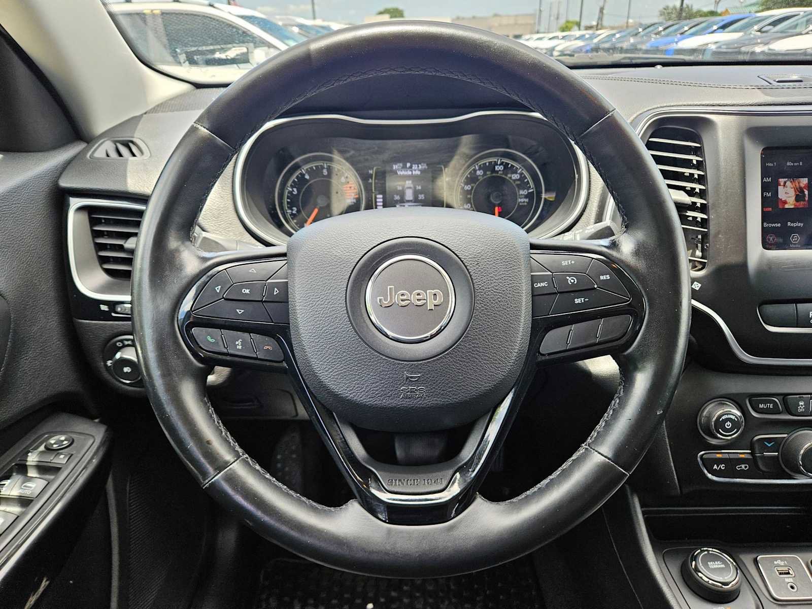 Used 2019 Jeep Cherokee Latitude Plus AWD/4WD image 20