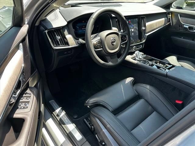 New 2024 Volvo S90 T8 Ultimate w/ Lounge Package AWD/4WD image 8