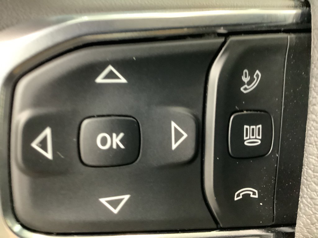 New 2026 RAM 3500 Laramie AWD/4WD image 18