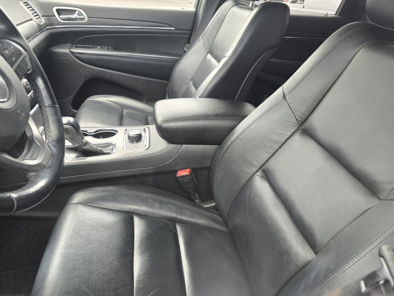 Used 2021 Jeep Grand Cherokee Limited AWD/4WD image 22