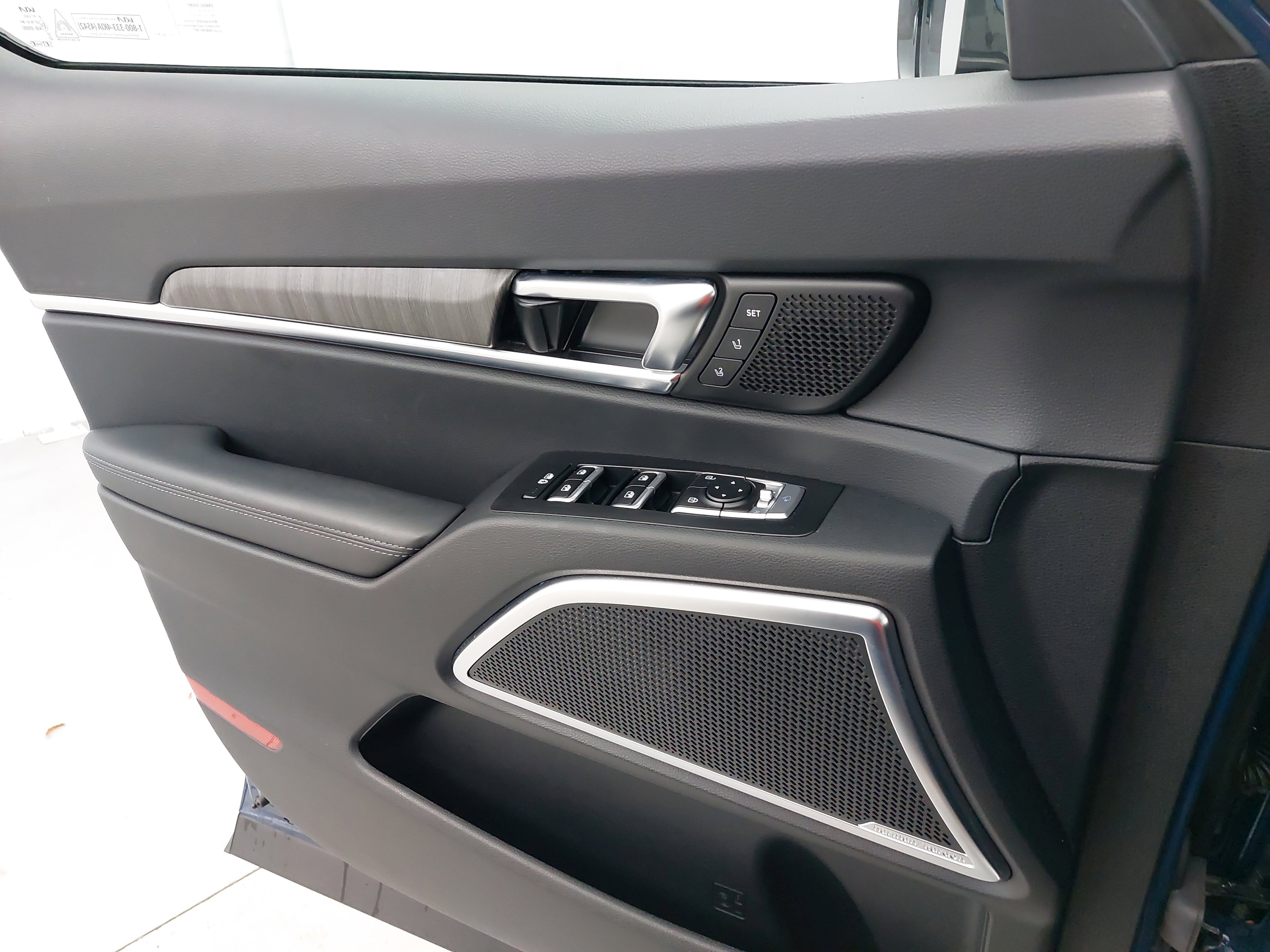 Used 2024 Kia Telluride SX Prestige image 31