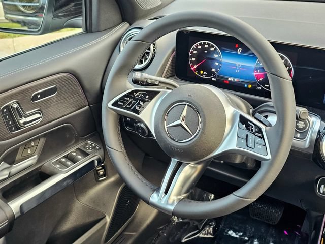 New 2026 Mercedes-Benz GLB 250 4MATIC image 31