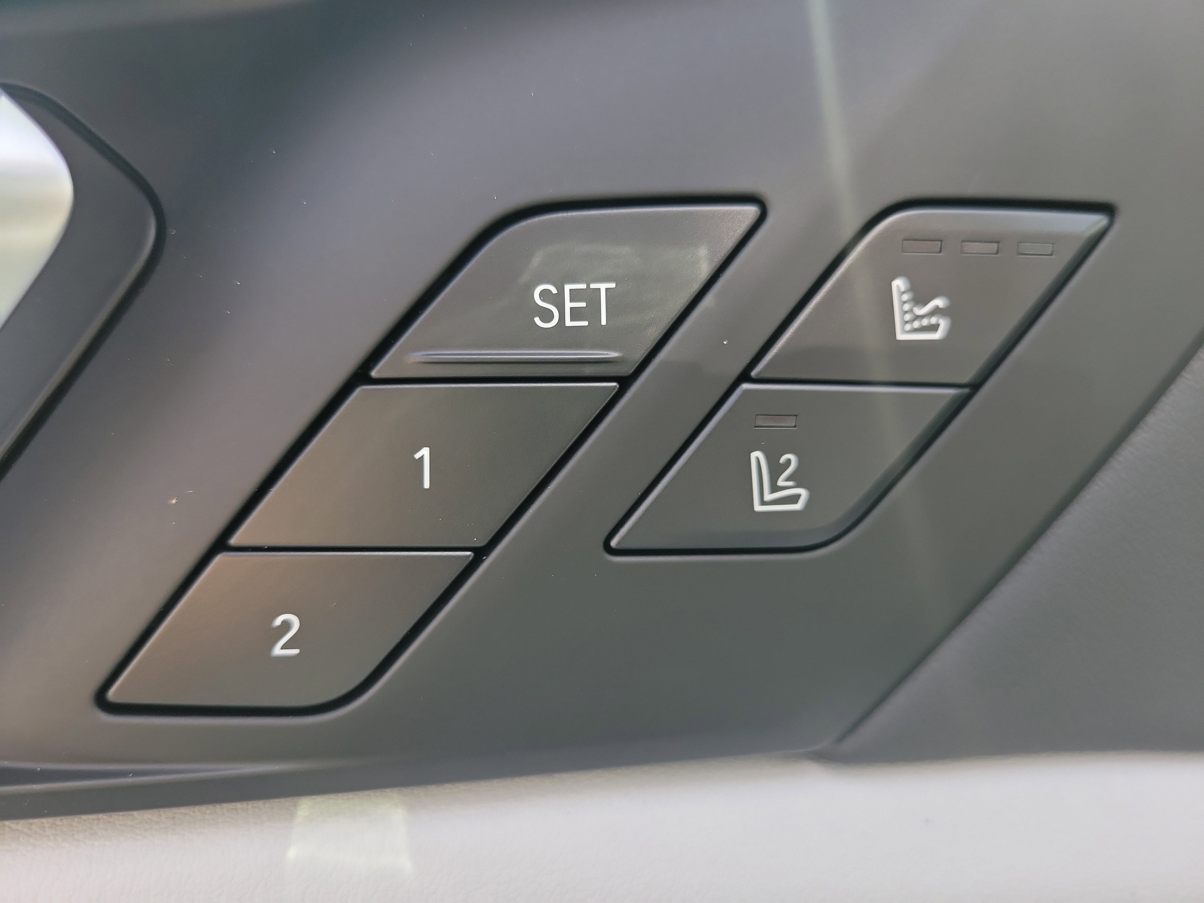 New 2026 BMW X5 sDrive40i w/ Climate Comfort Package image 20