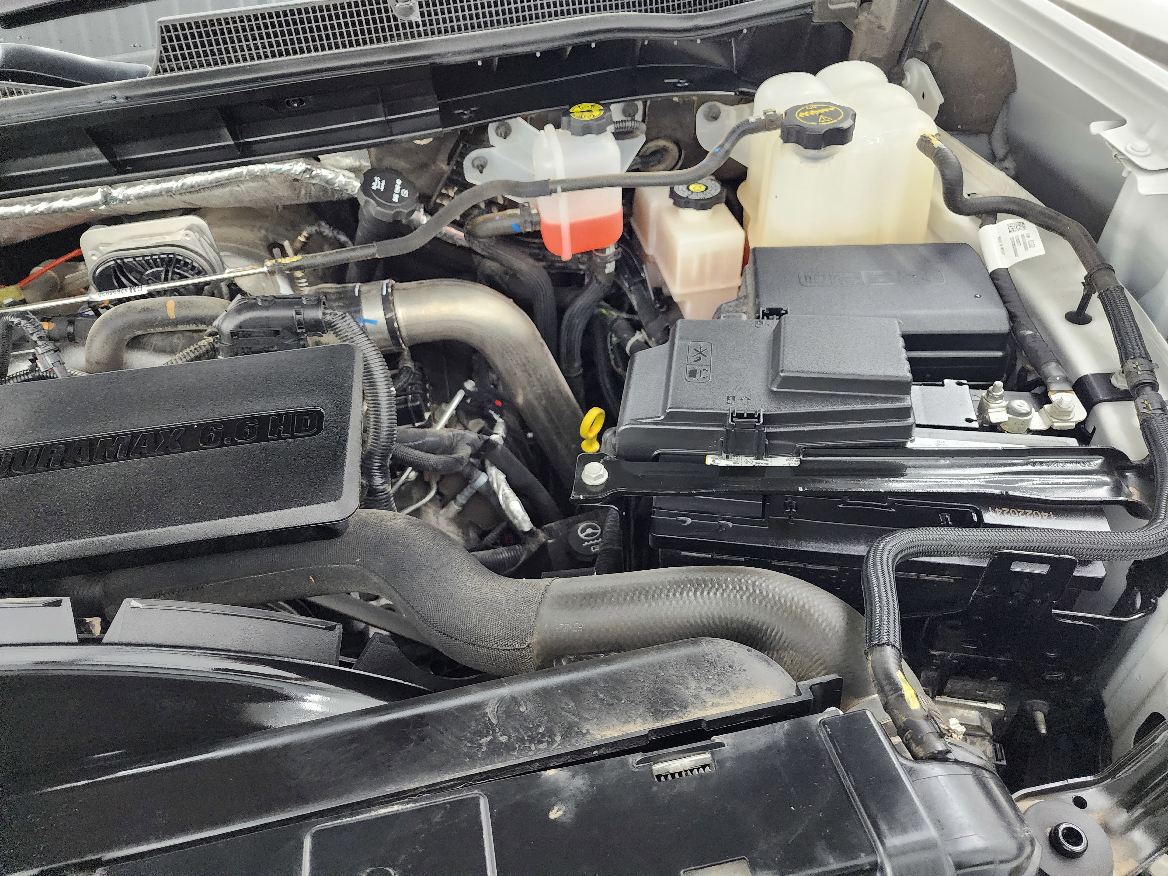 Used 2024 Chevrolet Silverado 2500 LTZ w/ LTZ Plus Package image 23