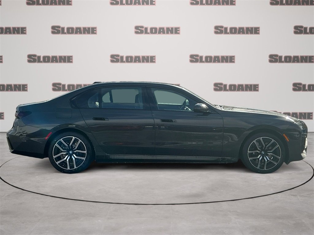 New 2026 BMW 750e xDrive image 6