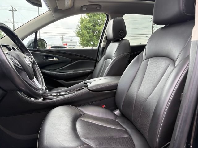 Used 2020 Buick Envision Essence FWD image 30