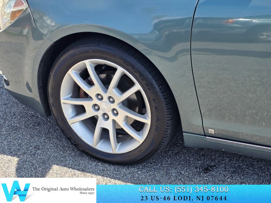 Used 2009 Chevrolet Malibu LTZ w/ HFV6 Engine Package FWD image 15