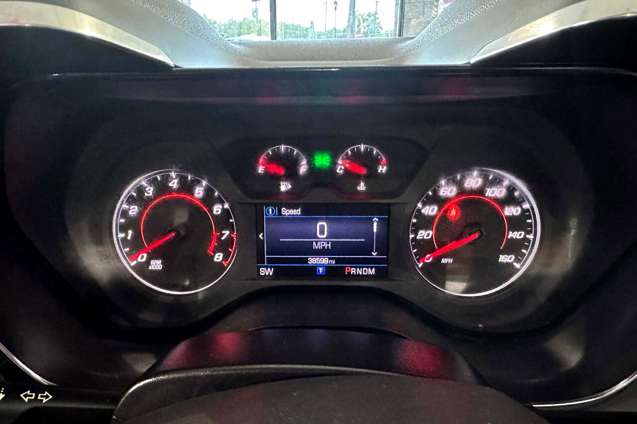 Used 2020 Chevrolet Camaro LT image 18