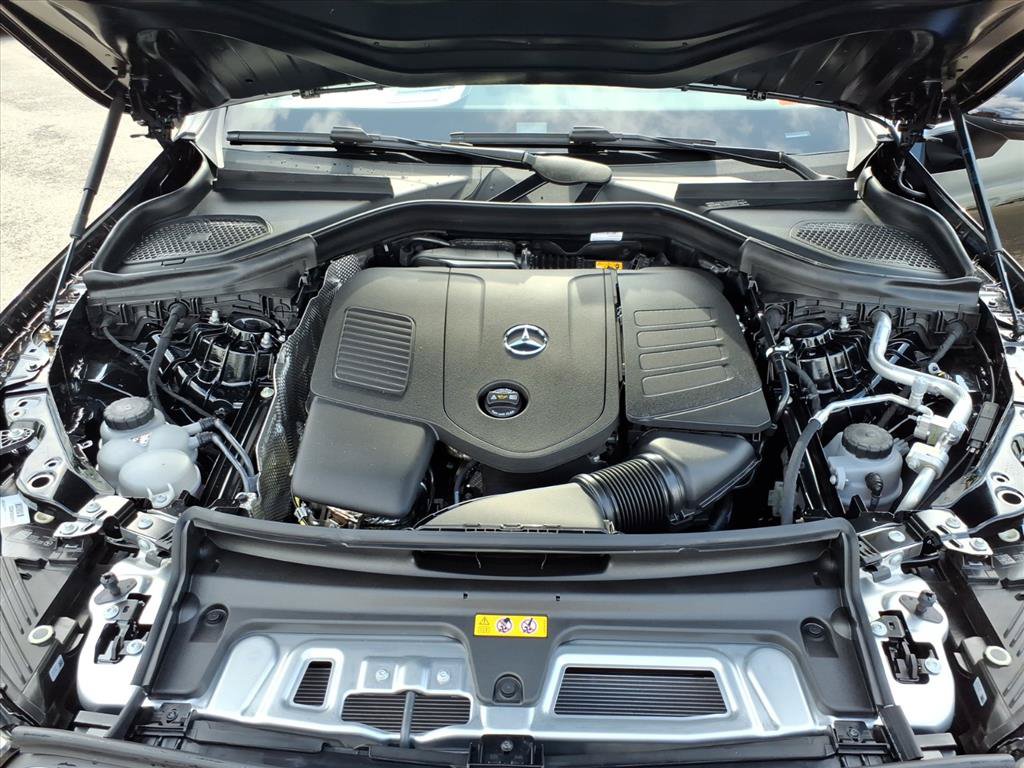 Used 2026 Mercedes-Benz GLC 300 4MATIC image 9