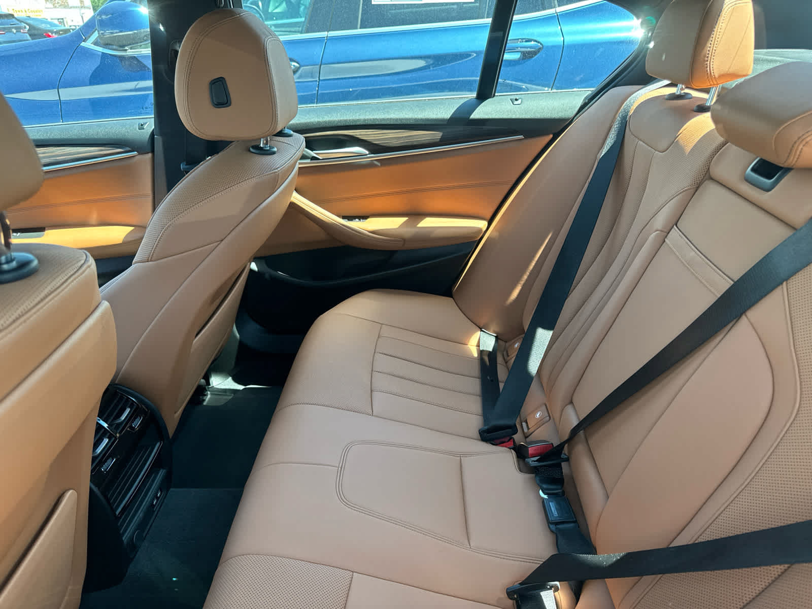 Used 2023 BMW 530i xDrive w/ Convenience Package AWD/4WD image 18