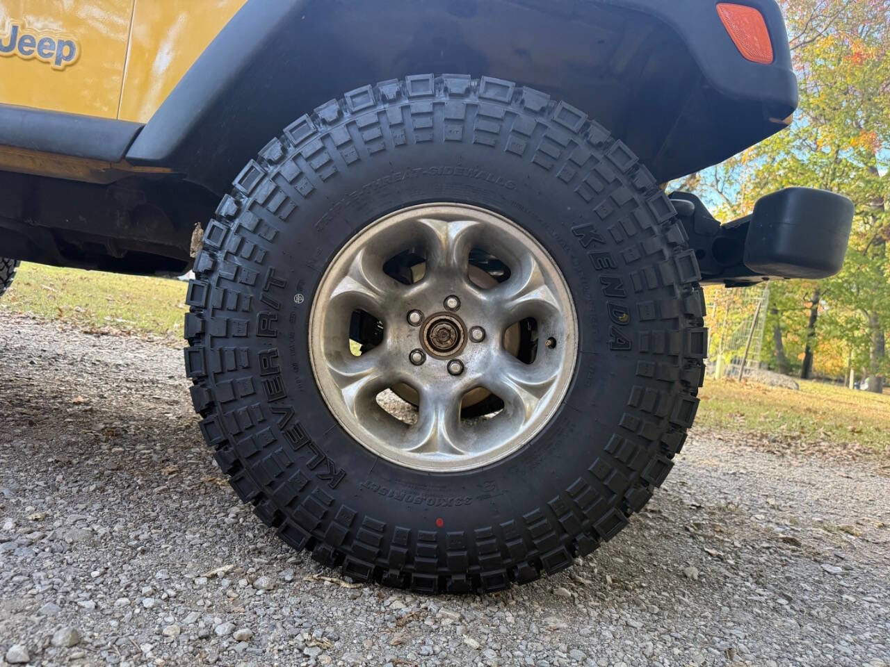 Used 2002 Jeep Wrangler SE image 32