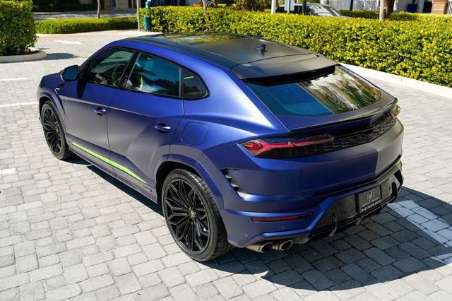 Used 2025 Lamborghini Urus SE image 20