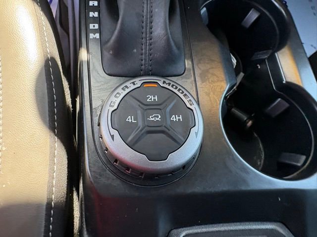 Used 2025 Ford Bronco Outer Banks image 24