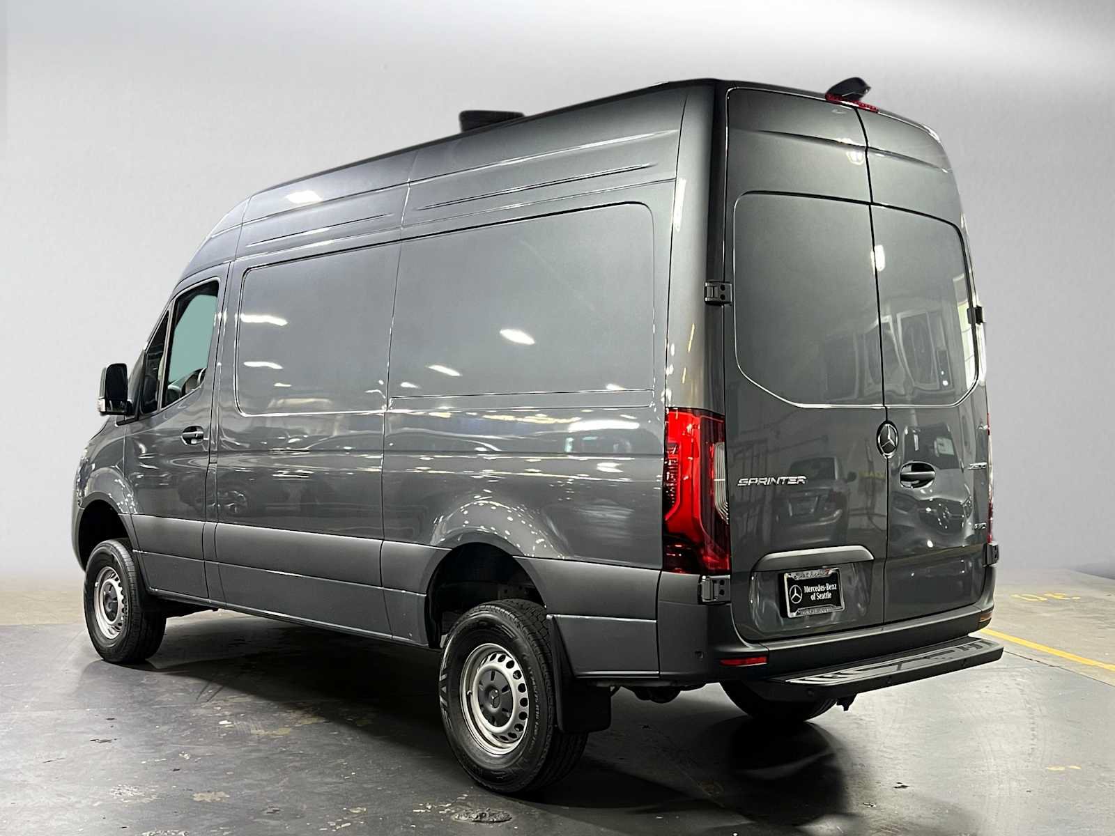 Used 2026 Mercedes-Benz Sprinter 2500 image 5