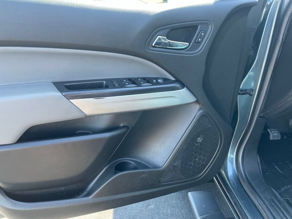 Used 2015 Chevrolet Colorado LT w/ LT Convenience Package AWD/4WD image 14