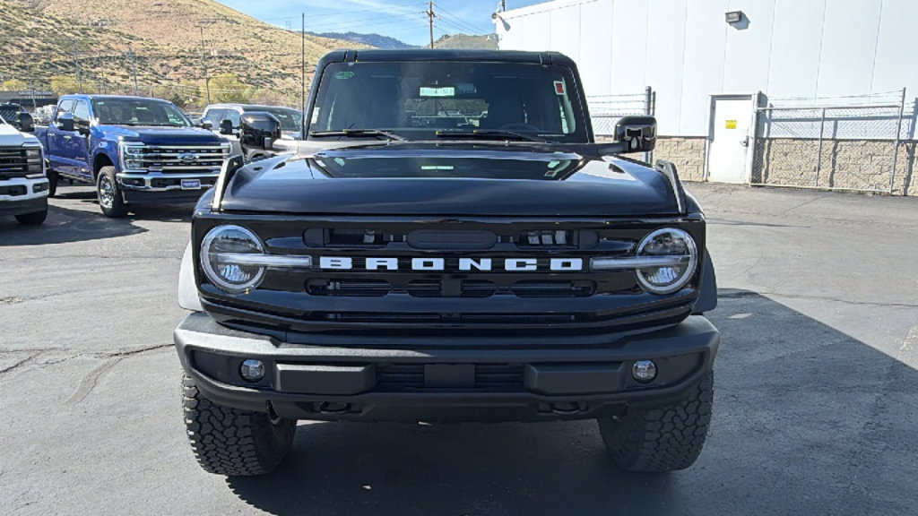 New 2026 Ford Bronco Outer Banks image 8