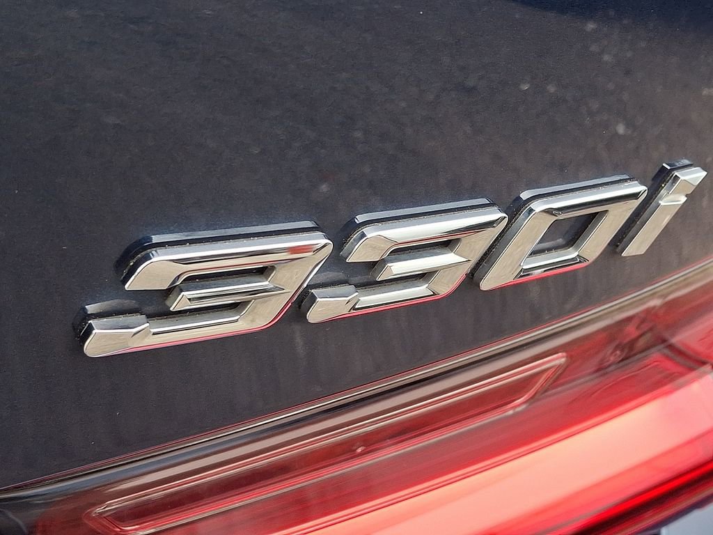 Used 2023 BMW 330i xDrive Sedan w/ Premium Package image 31