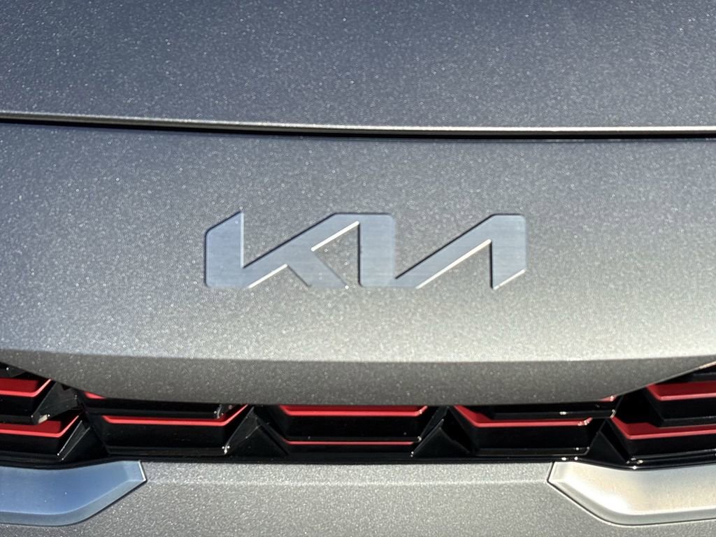 Used 2023 Kia Forte GT image 34