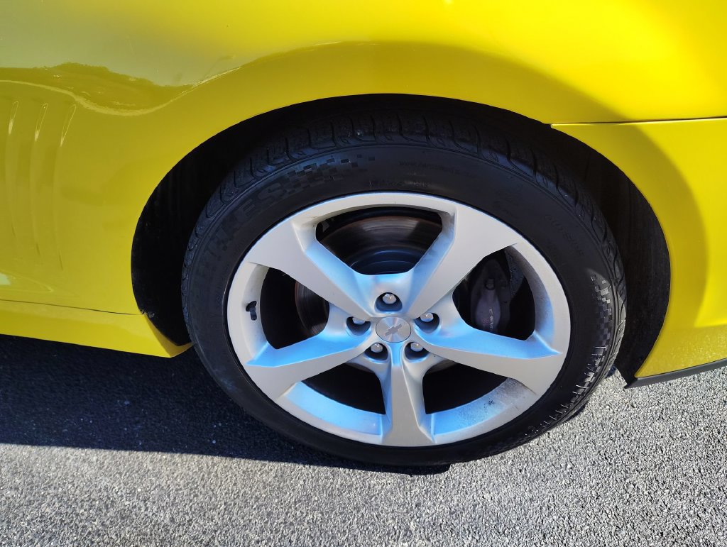 Used 2015 Chevrolet Camaro SS RWD image 7