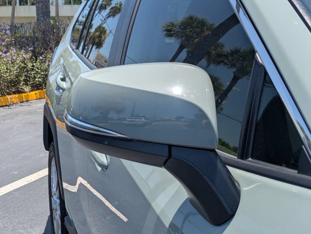 Used 2022 Toyota RAV4 XLE Premium FWD image 12