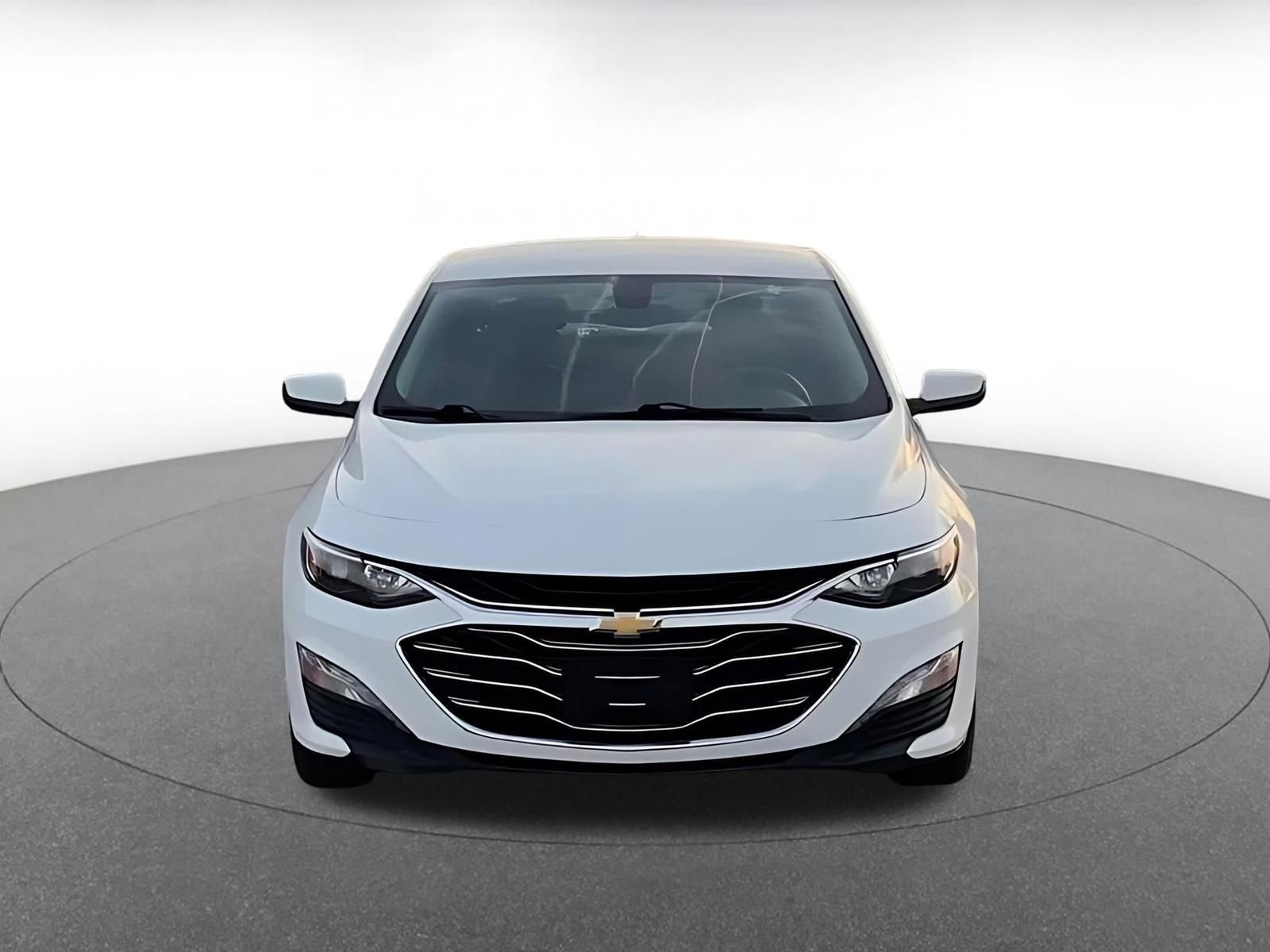 Used 2022 Chevrolet Malibu LT image 4