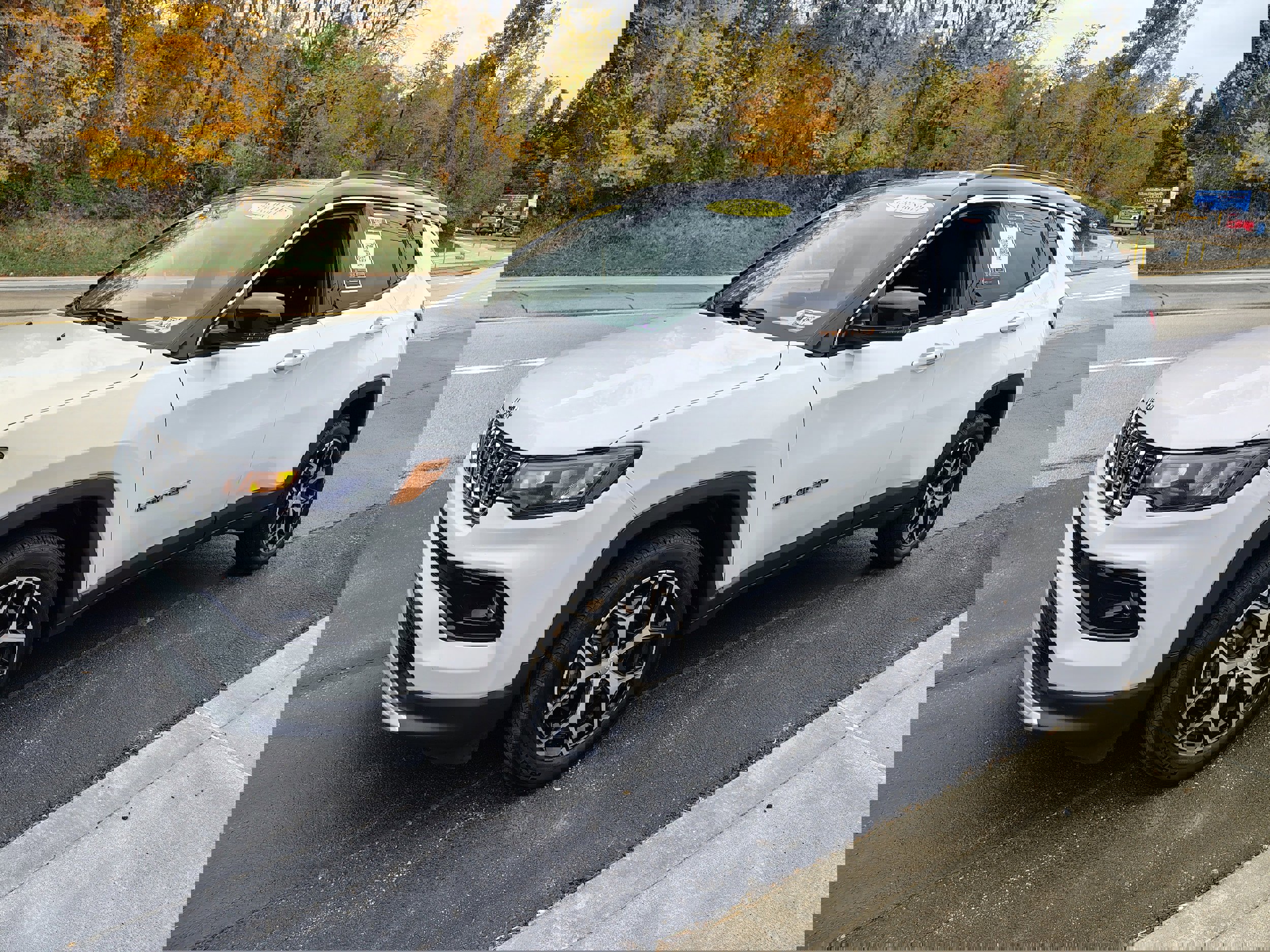 Certified 2024 Jeep Compass Limited image 6