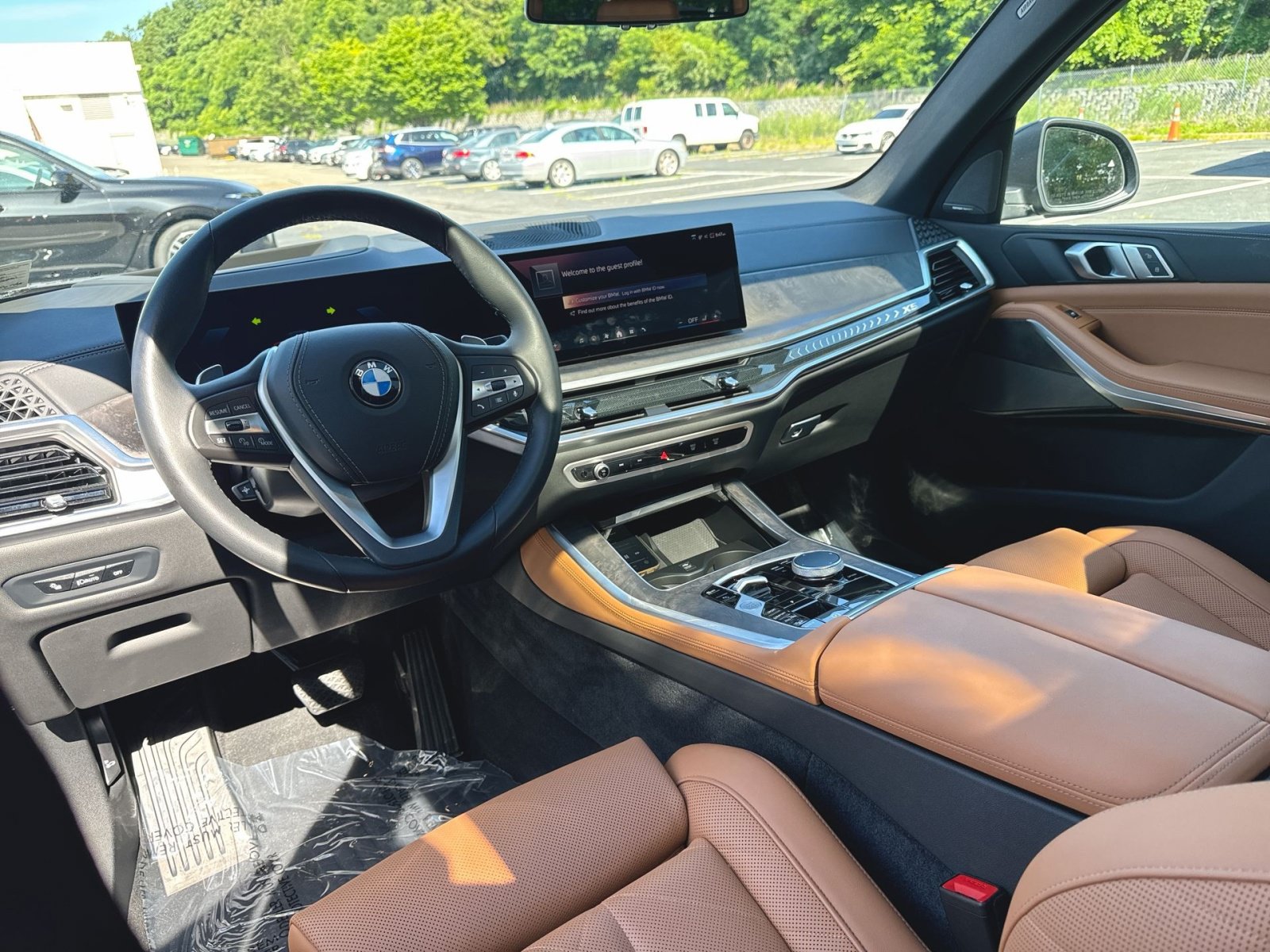 Used 2024 BMW X5 xDrive40i w/ Premium Package AWD/4WD image 11