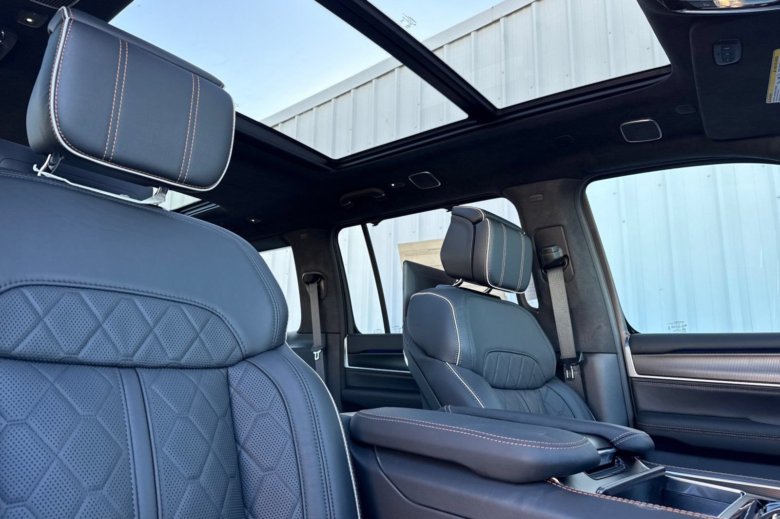New 2026 Jeep Grand Wagoneer Summit AWD/4WD image 18