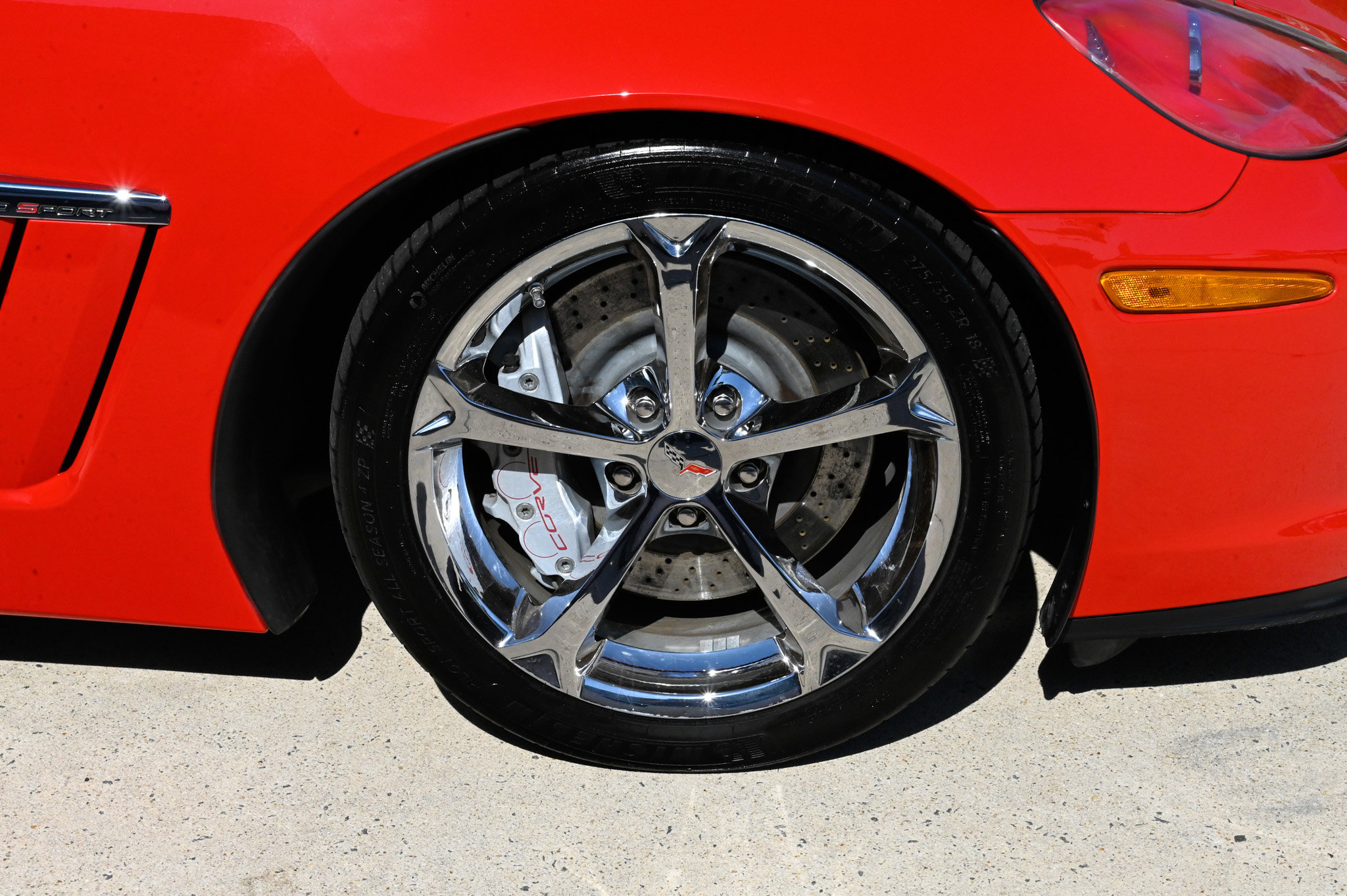 Used 2011 Chevrolet Corvette Grand Sport w/ Roof Package RWD image 12