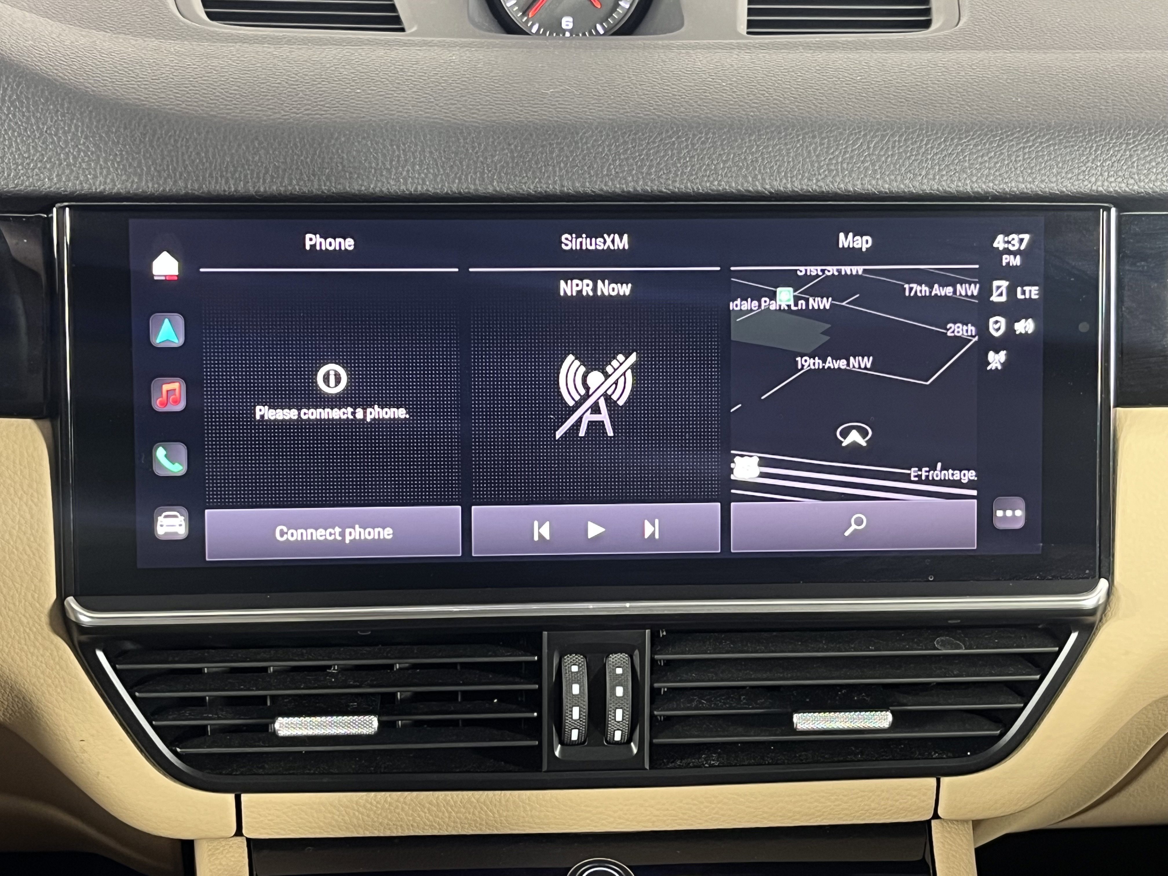 Used 2023 Porsche Cayenne image 15