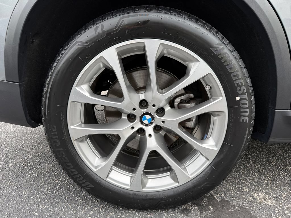 Used 2024 BMW X5 xDrive40i w/ Premium Package AWD/4WD image 17