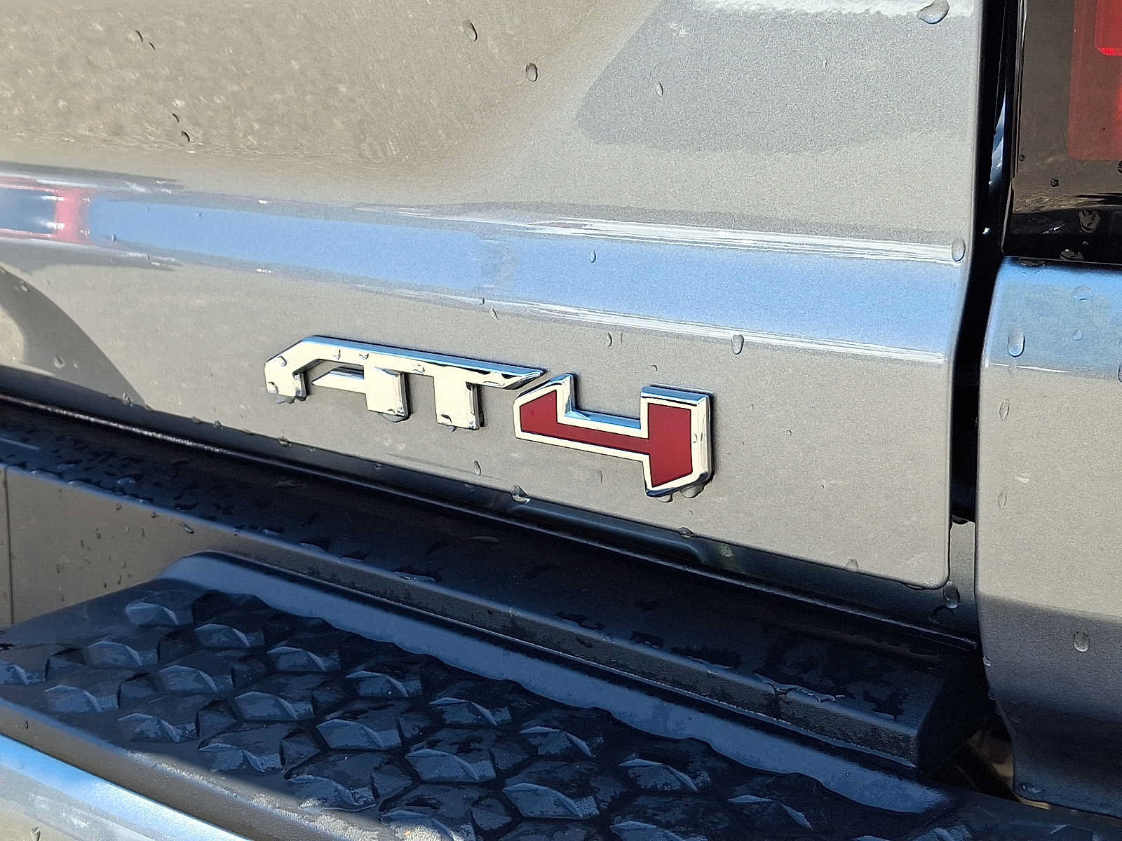 Used 2026 GMC Canyon AT4 w/ Technology Plus Package AWD/4WD image 34