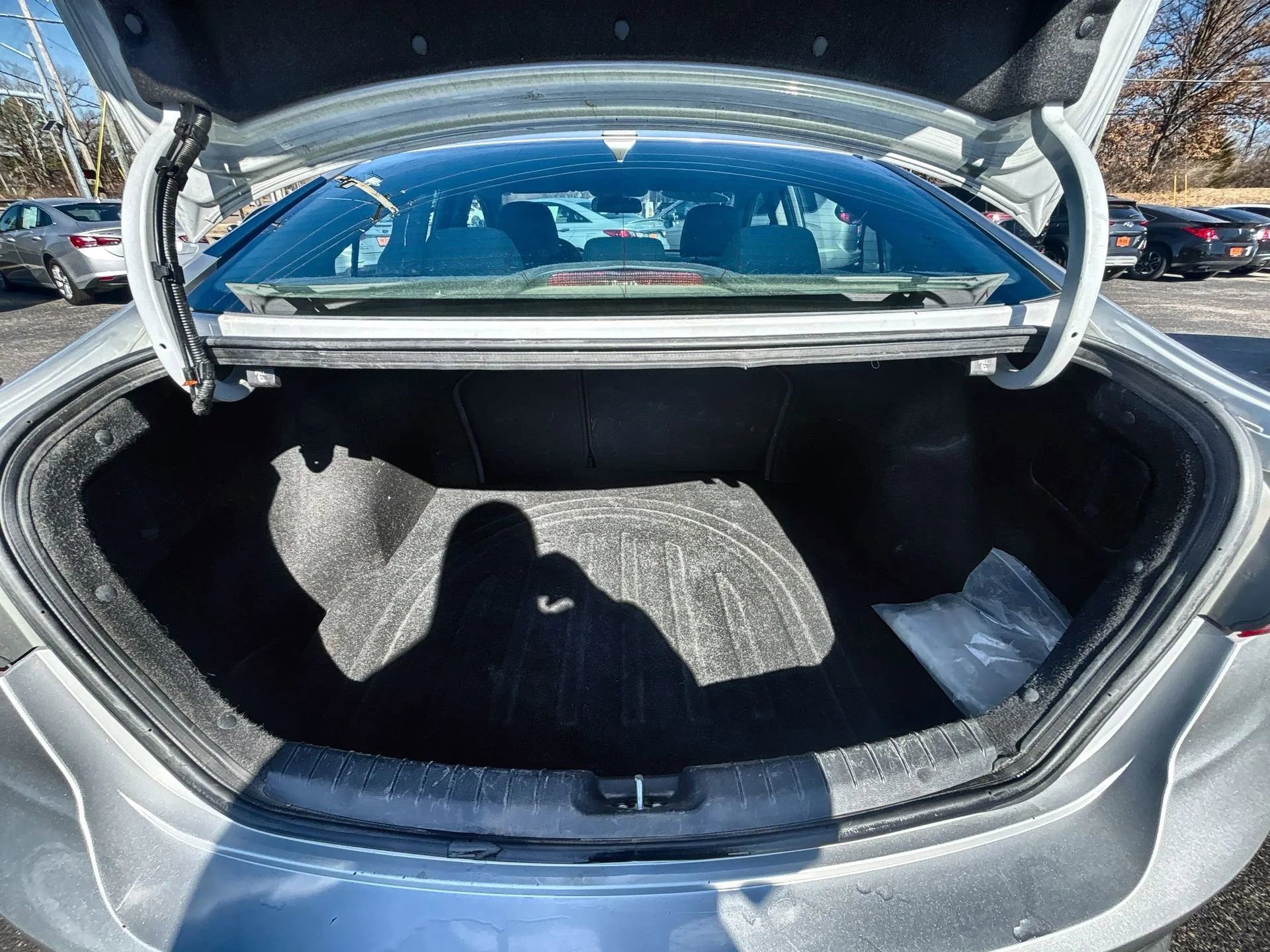 Used 2017 Hyundai Elantra SE image 18