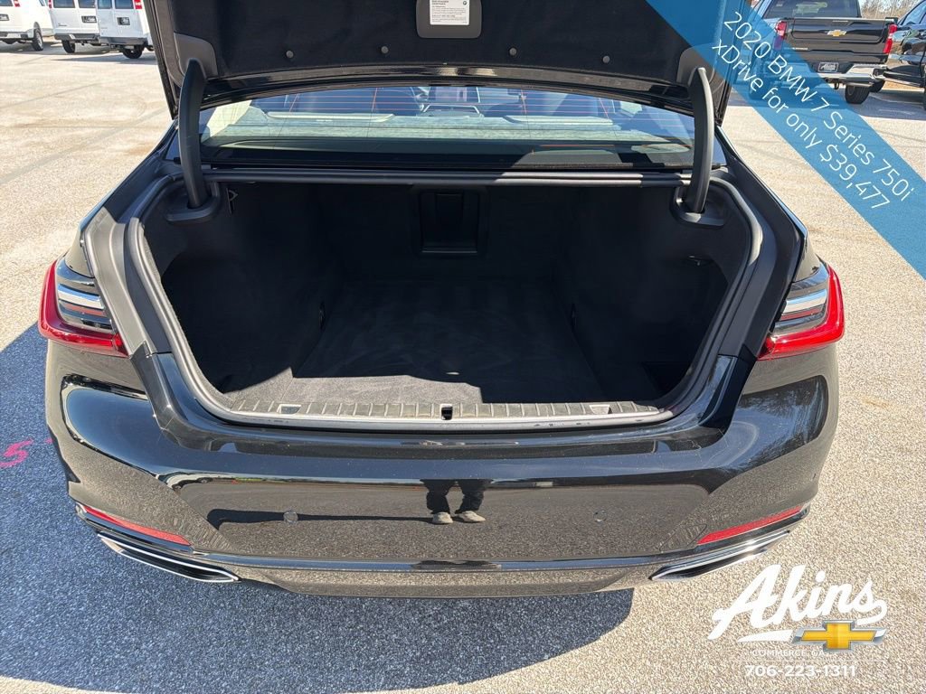 Used 2020 BMW 750i xDrive w/ Executive Package image 8