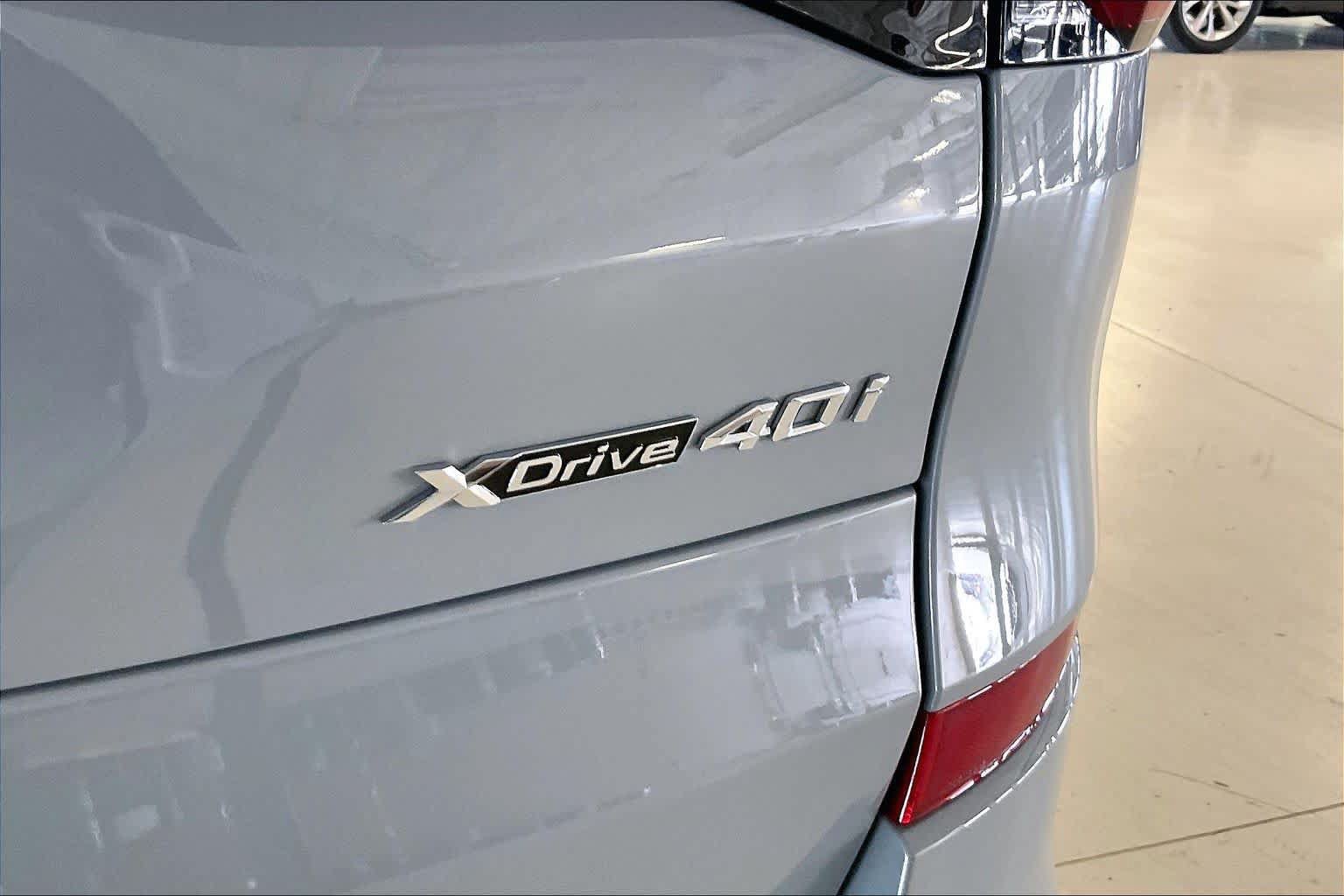 New 2026 BMW X5 xDrive40i w/ Executive Package AWD/4WD image 15