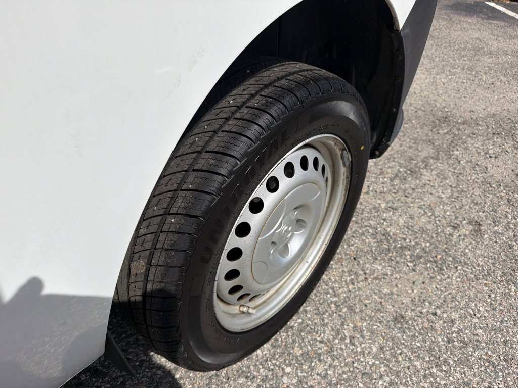 Used 2017 RAM ProMaster City Tradesman w/ Rear Back-up Camera Group image 10