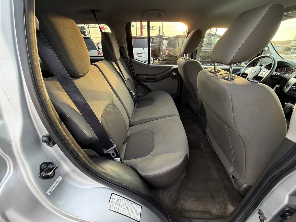 Used 2013 Nissan Xterra S image 9