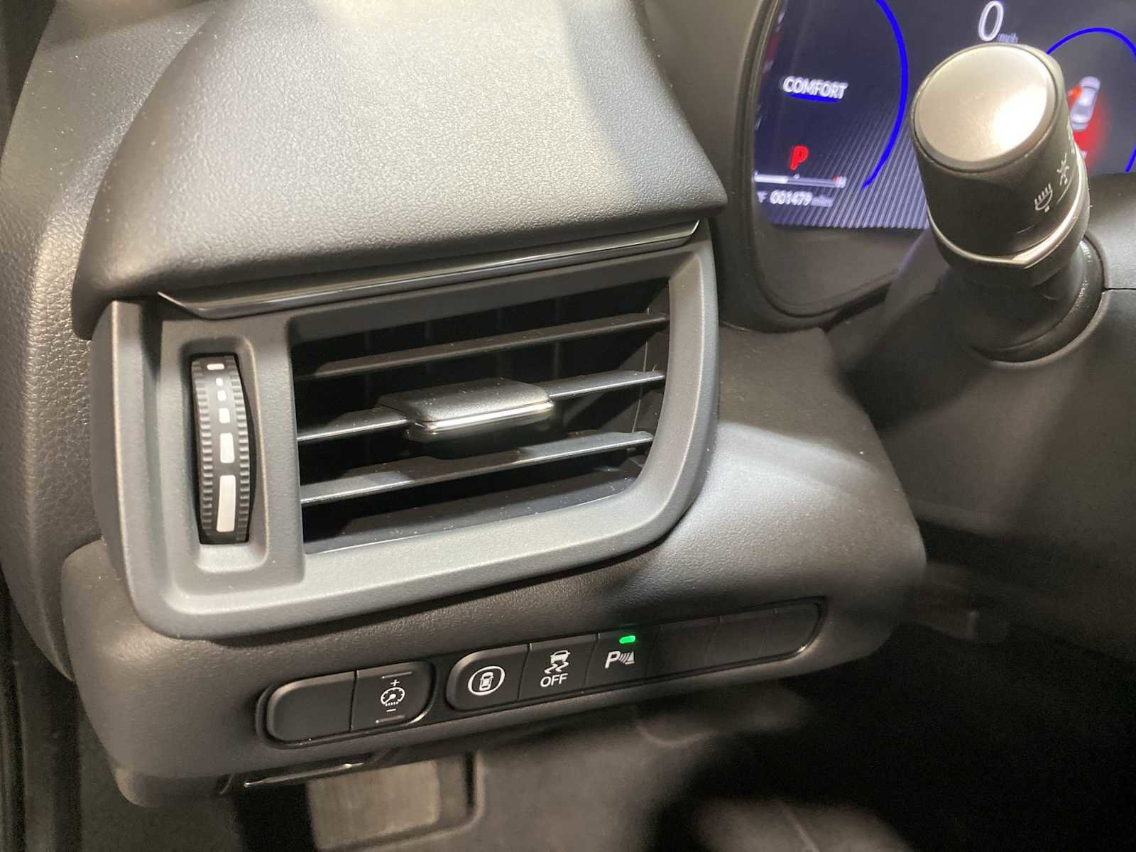 Certified 2025 Acura TLX w/ Technology Package image 24