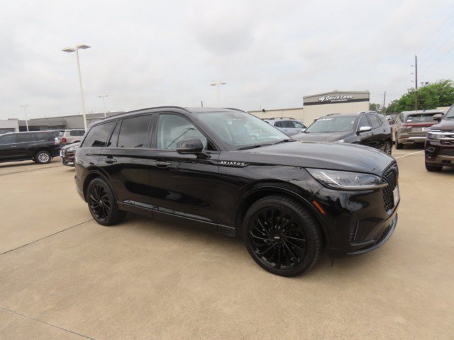Used 2026 Lincoln Aviator Reserve AWD/4WD image 6