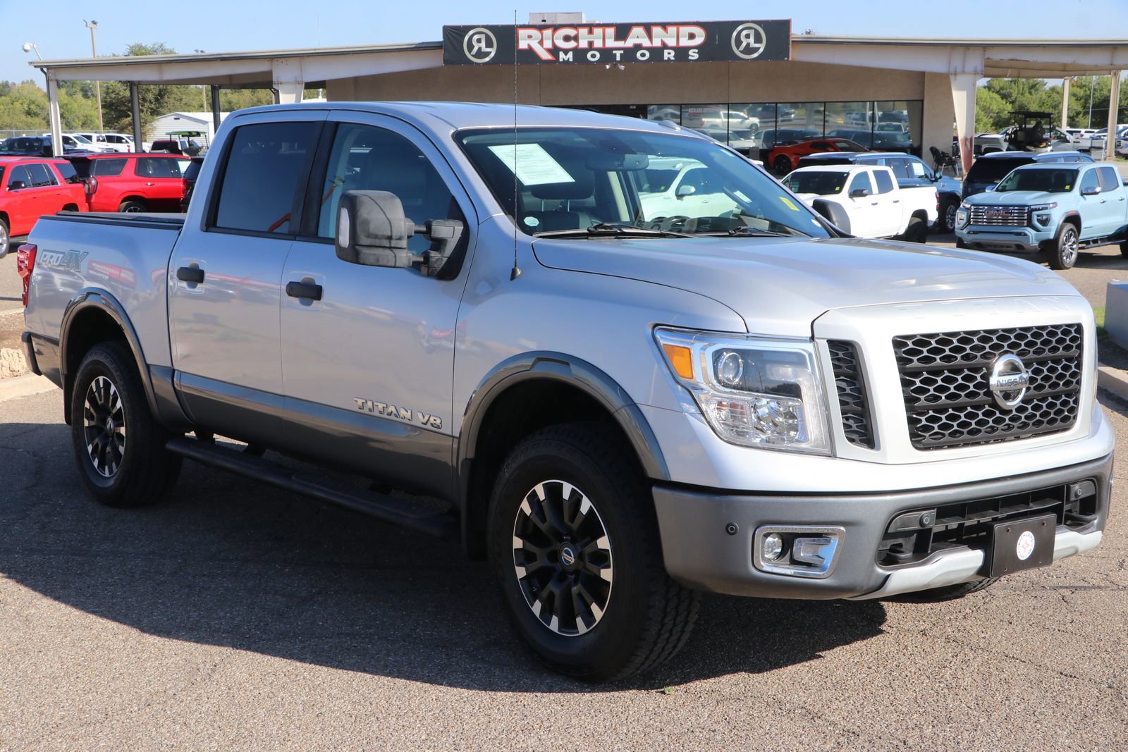 Used 2019 Nissan Titan PRO-4X w/ Pro-4x Convenience Package