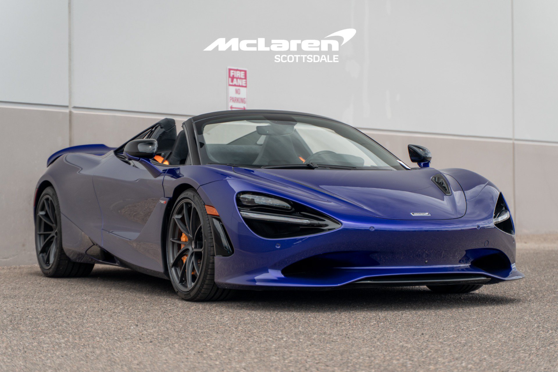 Used 2026 McLaren 750S Spider RWD image 9