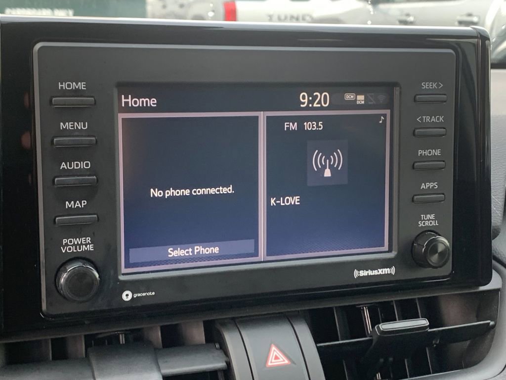 Used 2022 Toyota RAV4 XLE image 20