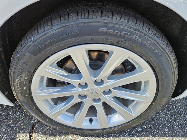 Certified 2023 Cadillac CT5 Luxury w/ Sun And Sound Package image 15