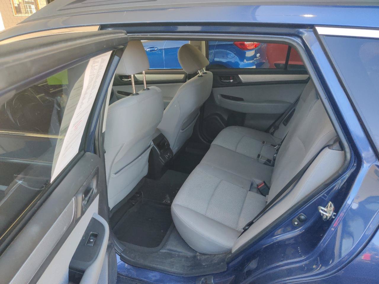Used 2019 Subaru Outback 2.5i Premium w/ Popular Package #2 AWD/4WD image 13