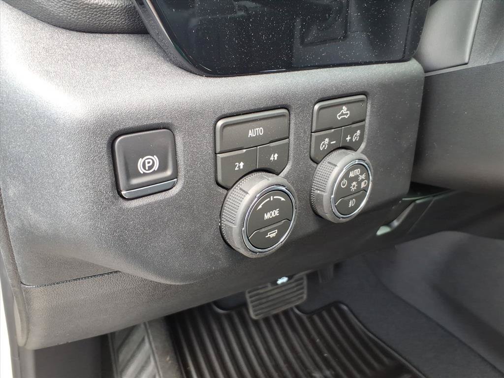 New 2026 Chevrolet Silverado 1500 RST AWD/4WD image 16