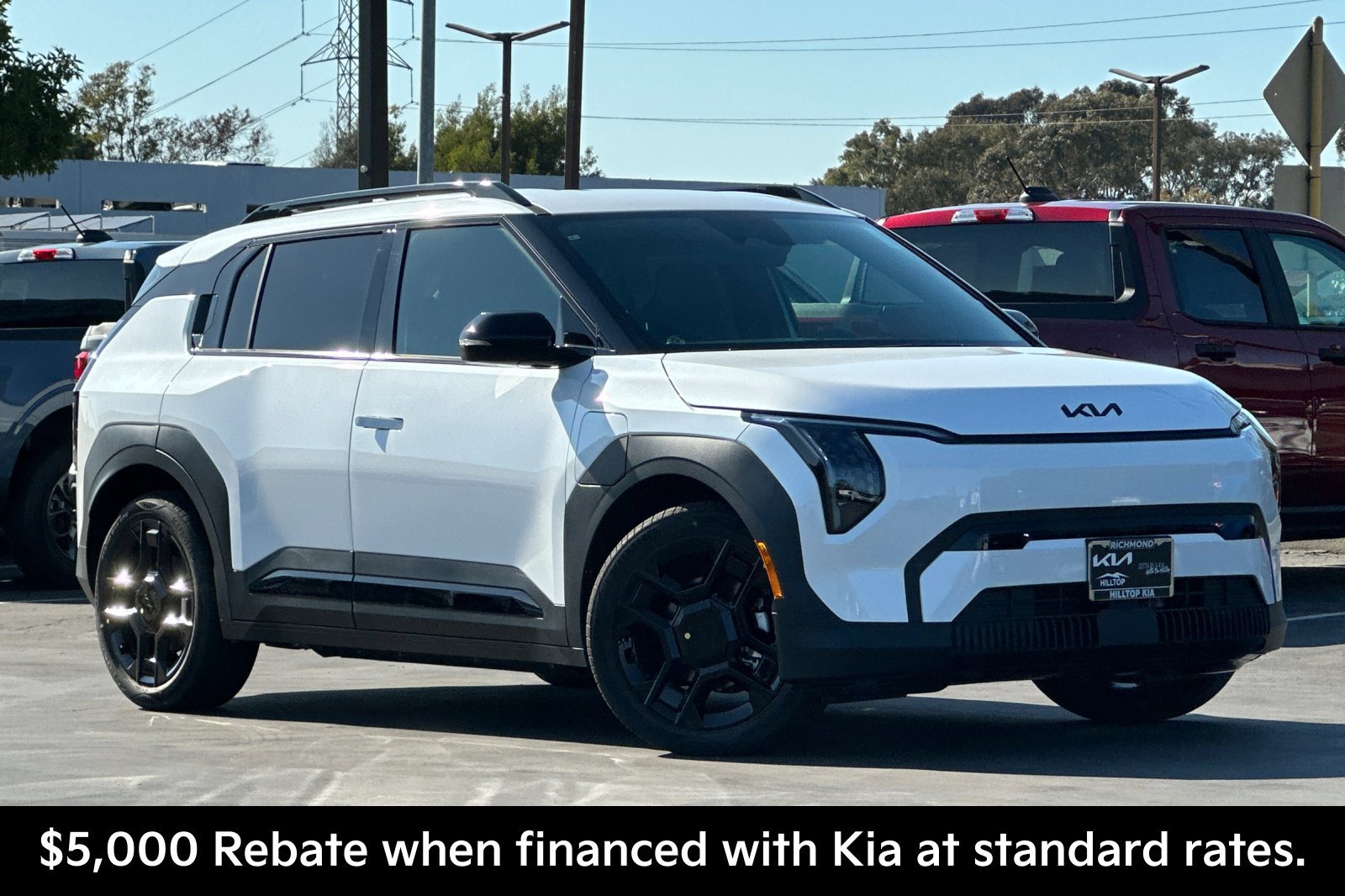 New 2027 Kia EV3 Wind FWD image 2