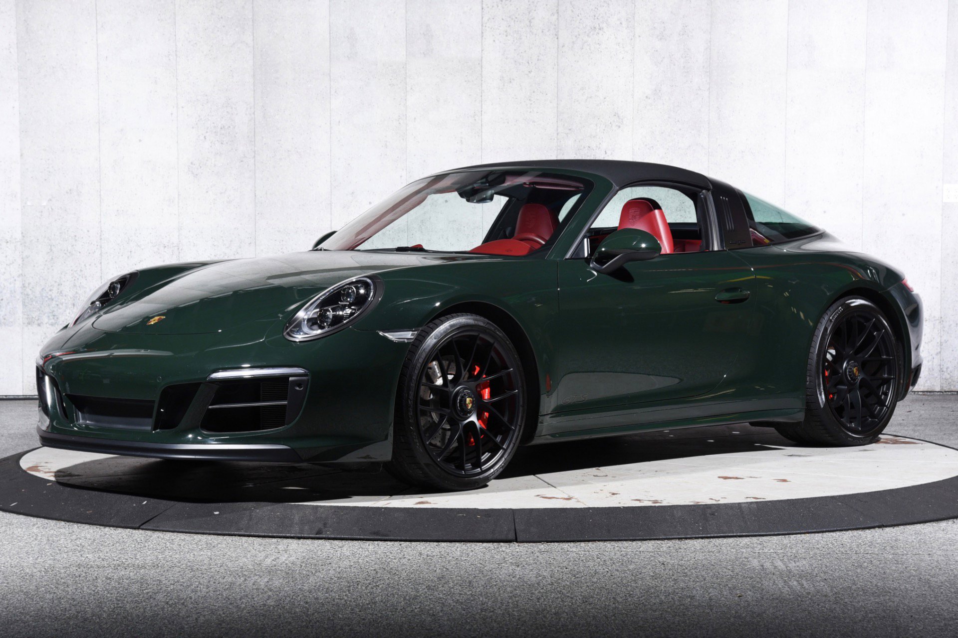 Used 2019 Porsche 911 Targa 4 GTS image 35