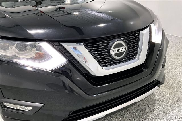 Used 2019 Nissan Rogue SL AWD/4WD image 39